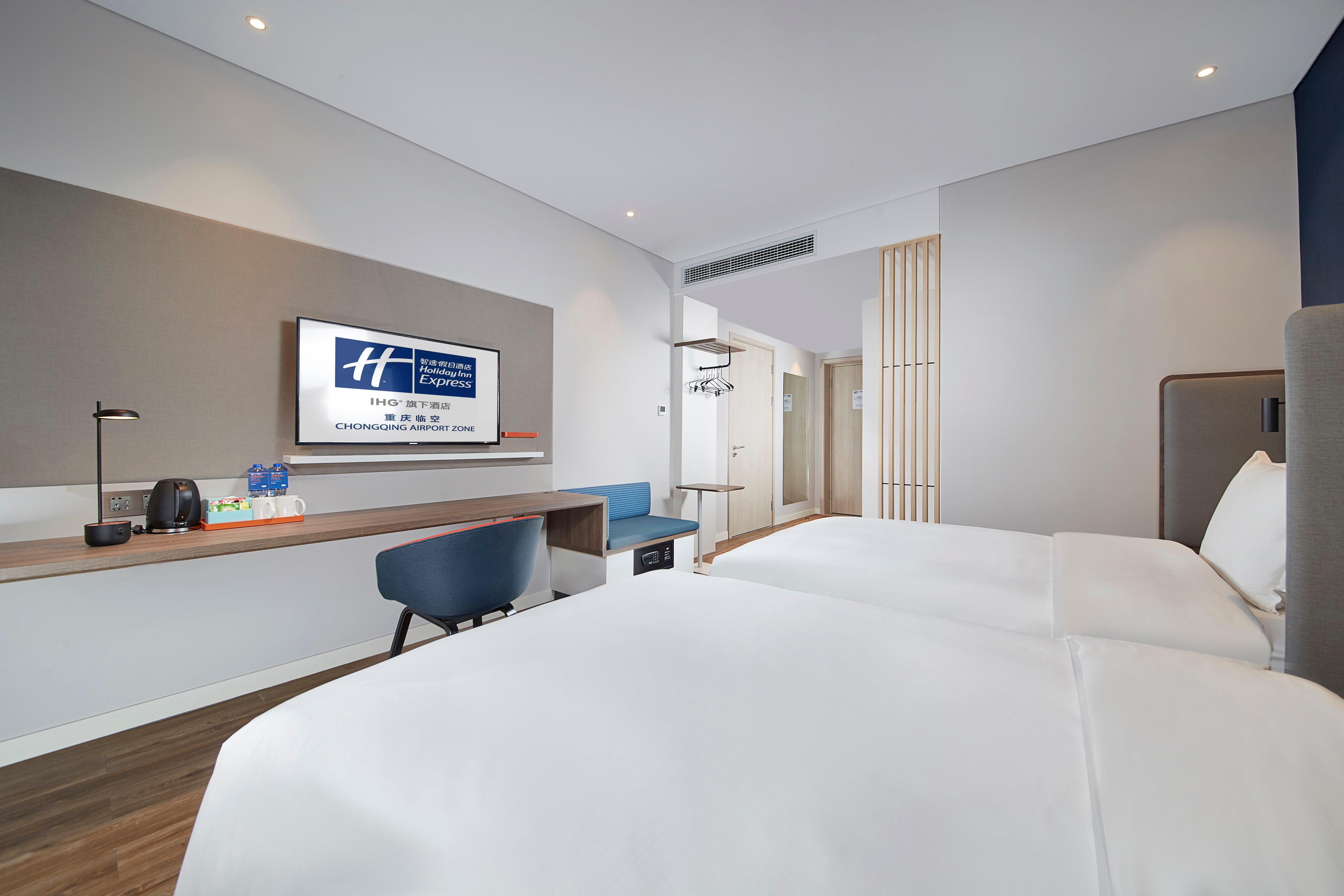 Holiday Inn Express Chongqing Airport Zone By Ihg Esterno foto